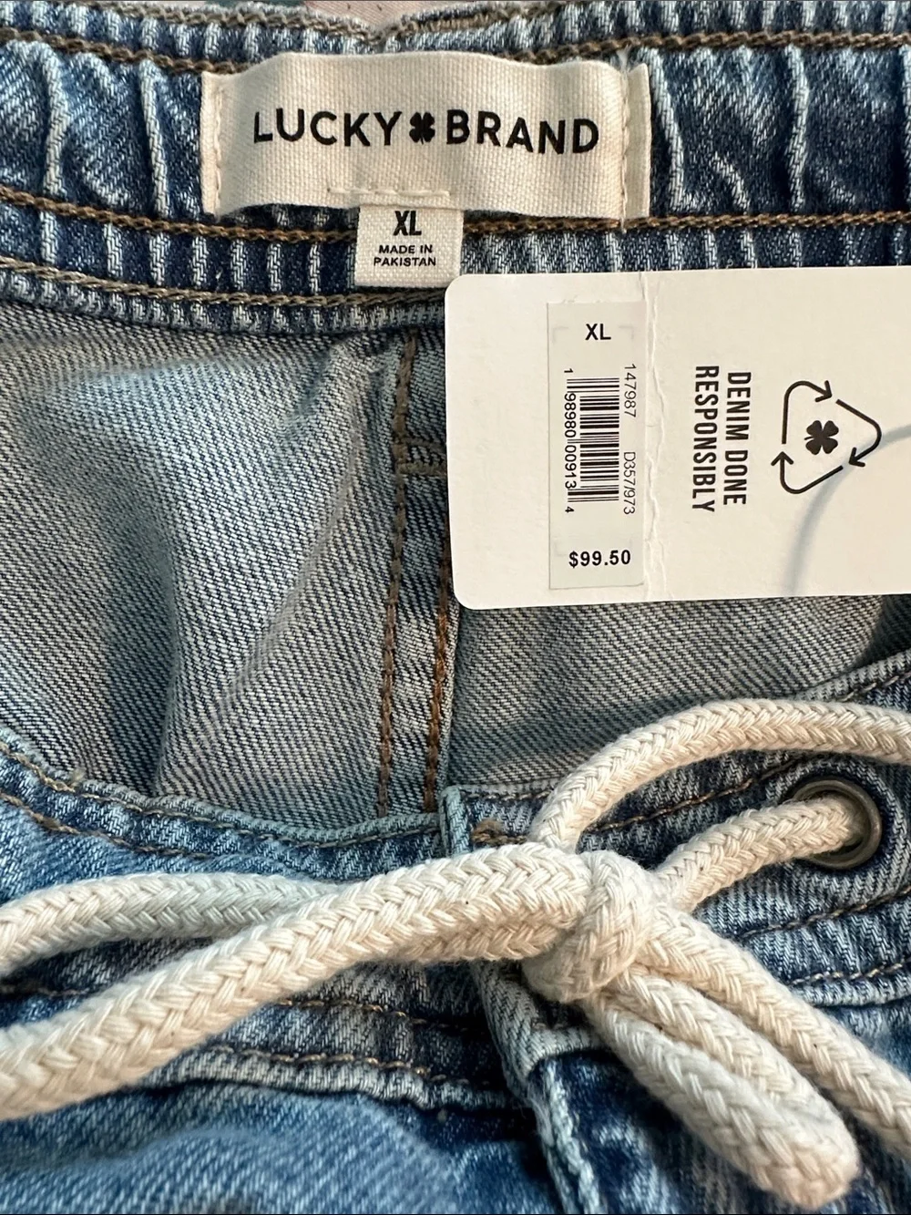 Light Wash Jeans with Drawstring- Lucky Brand NWT - Picture 3 of 3